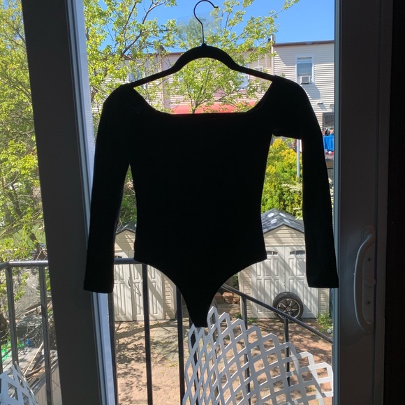 American Apparel Off the shoulders bodysuit - Picture 4 of 7